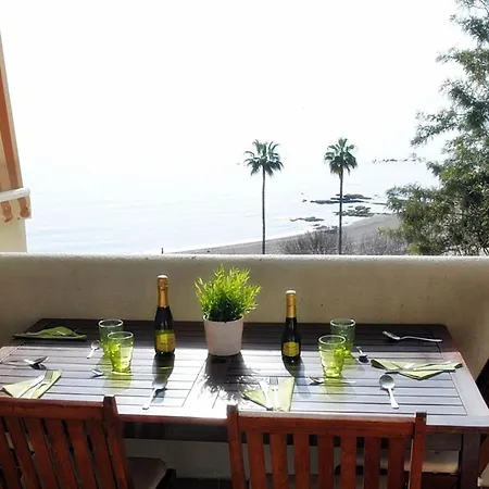 Beachfront In Benalbeach Apartment